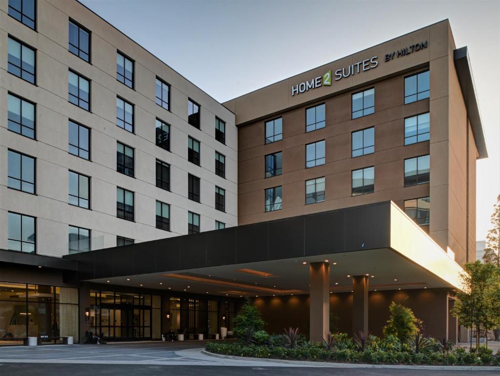 Home2 Suites By Hilton Anaheim Resort